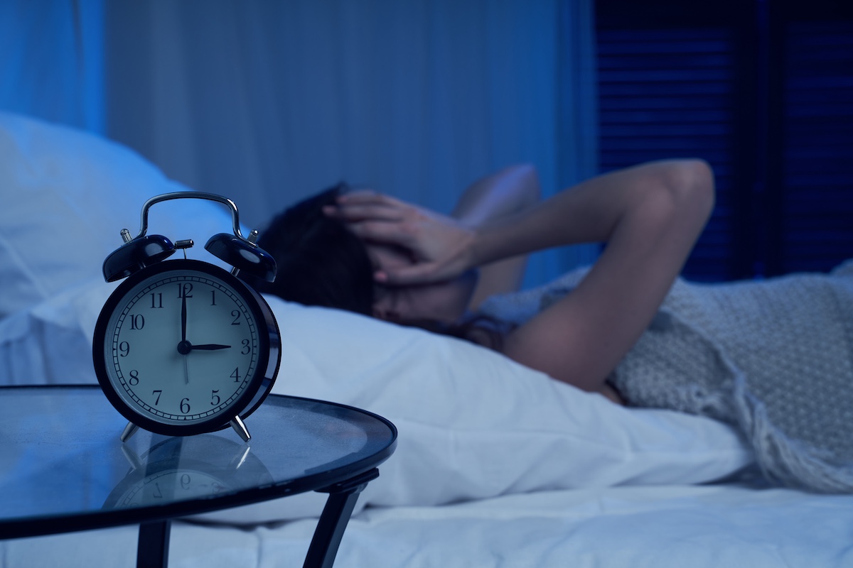 眠れない夜にさようなら。ピラティスで自律神経を整えて快眠へ